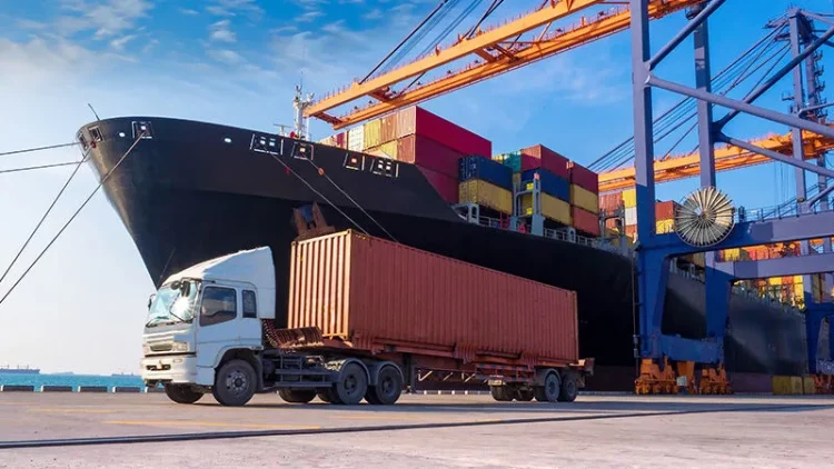 How Blockchain Ensures Product Traceability and Authenticity in Logistics and Supply Chain Management