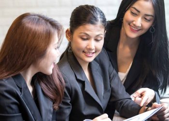 How the Education Industry Can Enhance Degree Verification and Academic Integrity with Blockchain Technology