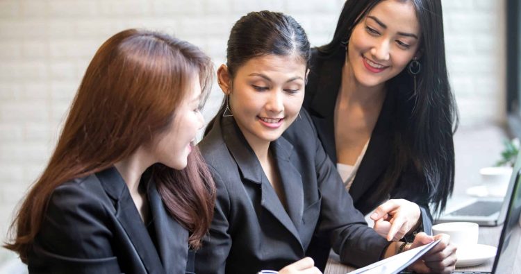 How the Education Industry Can Enhance Degree Verification and Academic Integrity with Blockchain Technology