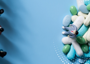 How Can Blockchain Revolutionize Drug Tracking? Can It Prevent the Circulation of Counterfeit Drugs and Ensure Consumer Safety?