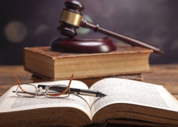 How Will New Legal Frameworks Balance Innovation and Risk Amid Blockchain’s Rapid Development?